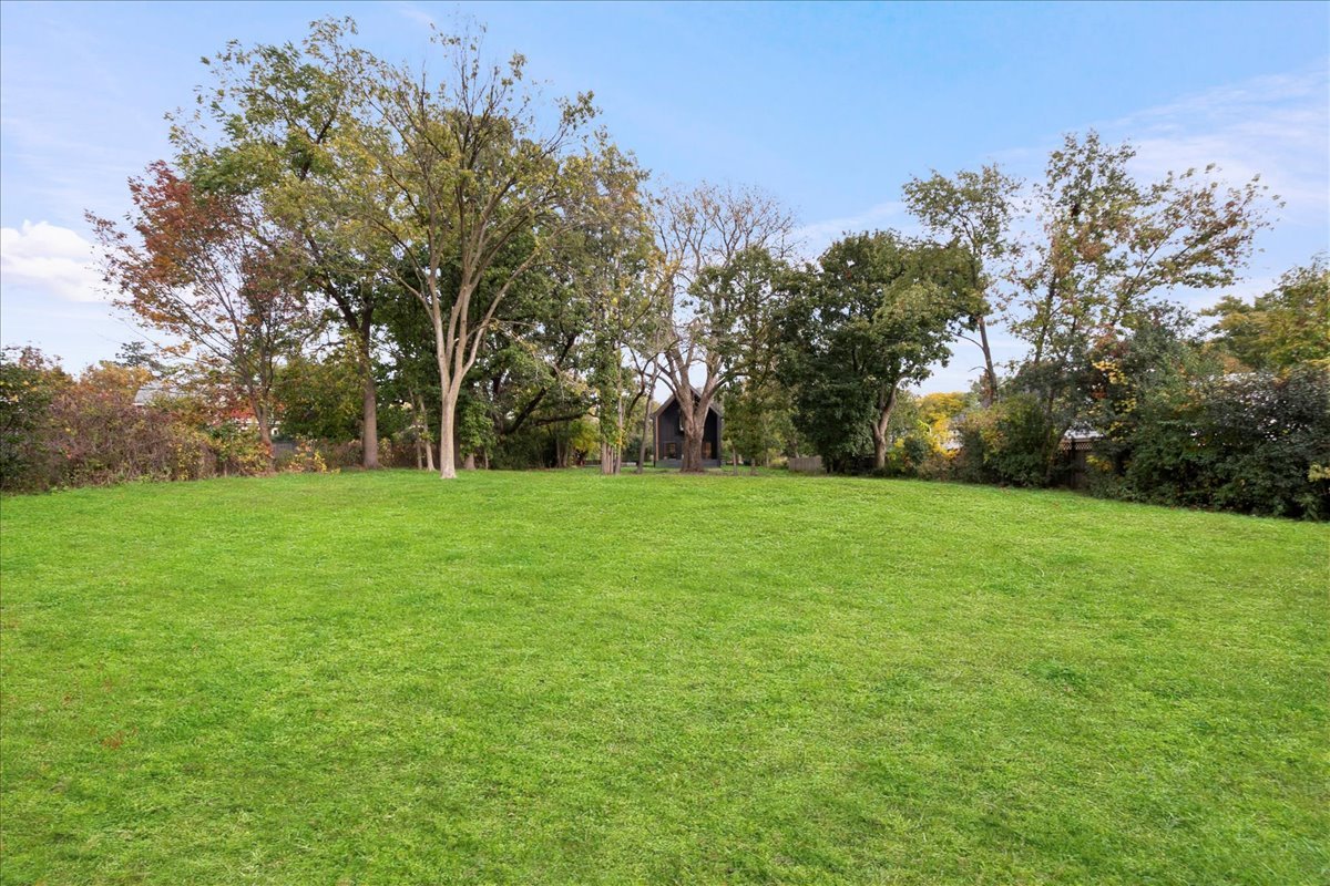 1302 Waukegan Road Northbrook, IL 60062 - Photo 66 of 75 Gallery Image 66