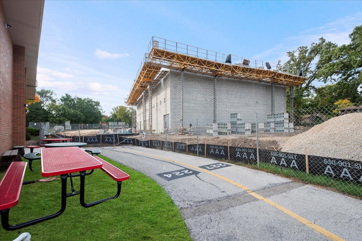 1302 Waukegan Road Northbrook, IL 60062 - Photo 71 of 75 Gallery Image 71
