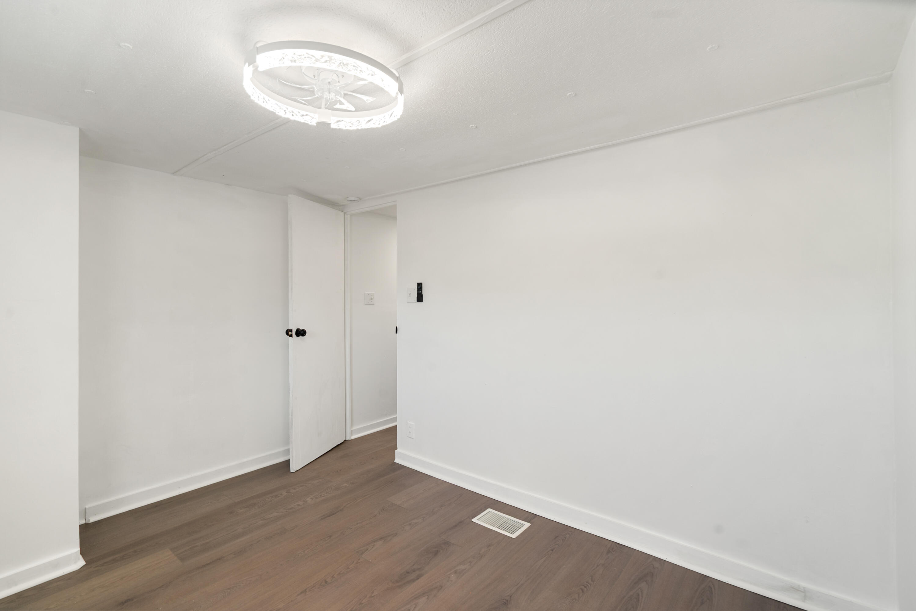 271 Ryan Avenue Key Largo, FL 33037 - Photo 13 of 58 a view of small space with wooden floor