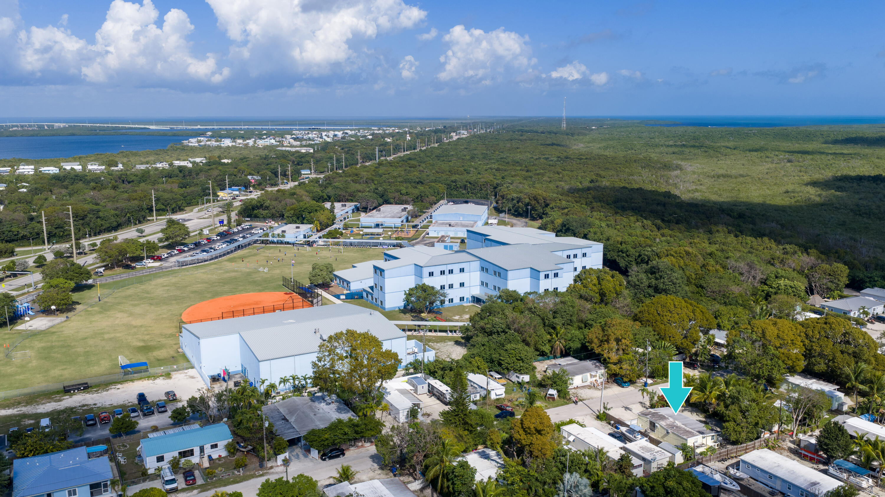 271 Ryan Avenue Key Largo, FL 33037 - Photo 51 of 58 a view of a city with ocean