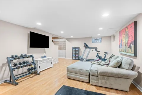 $1,149,000 | 1087 Highland Avenue, Lake Forest, IL 60045