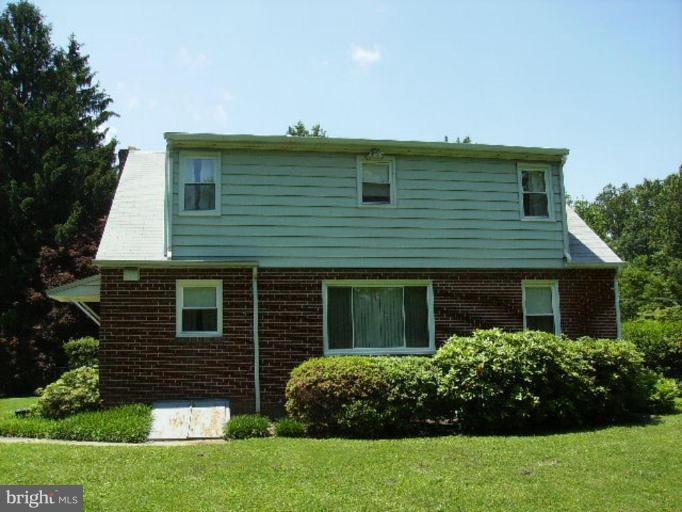 12505 Regwood Road Hydes, MD 21082 - Photo 2 of 10 Rear