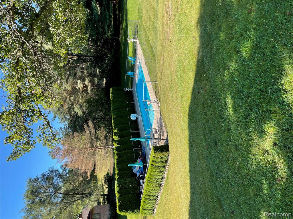 125 Cayuga Road Lake Orion, MI 48362 - Photo 21 of 53