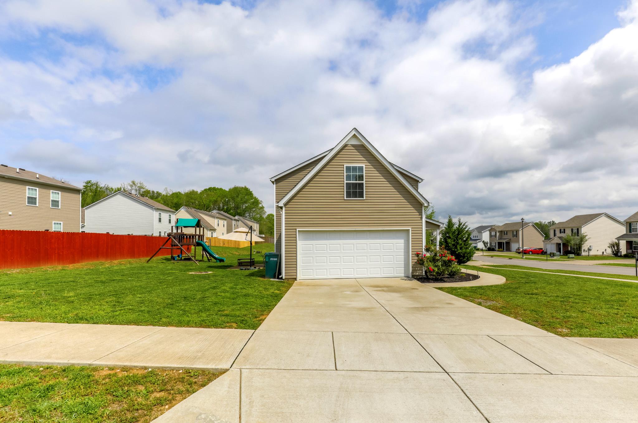 1118 Woodall Road Lebanon, TN 37090 - Photo 3 of 25 a front view of house with yard