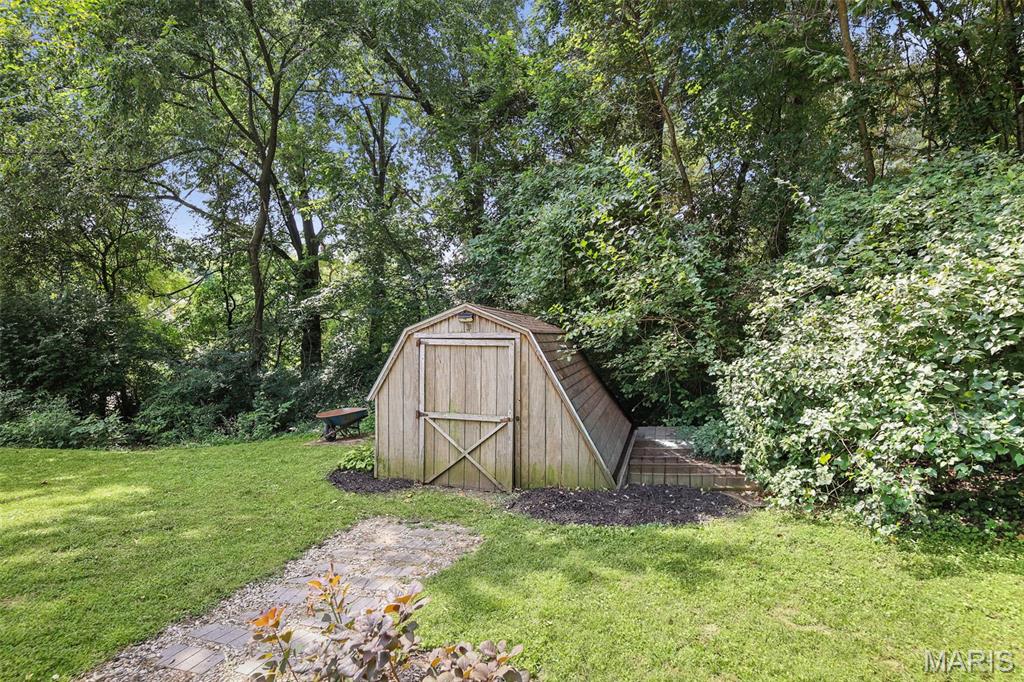 5944 Sugar Loaf Road Collinsville, IL 62234 - Photo 5 of 31 Gallery Image 5