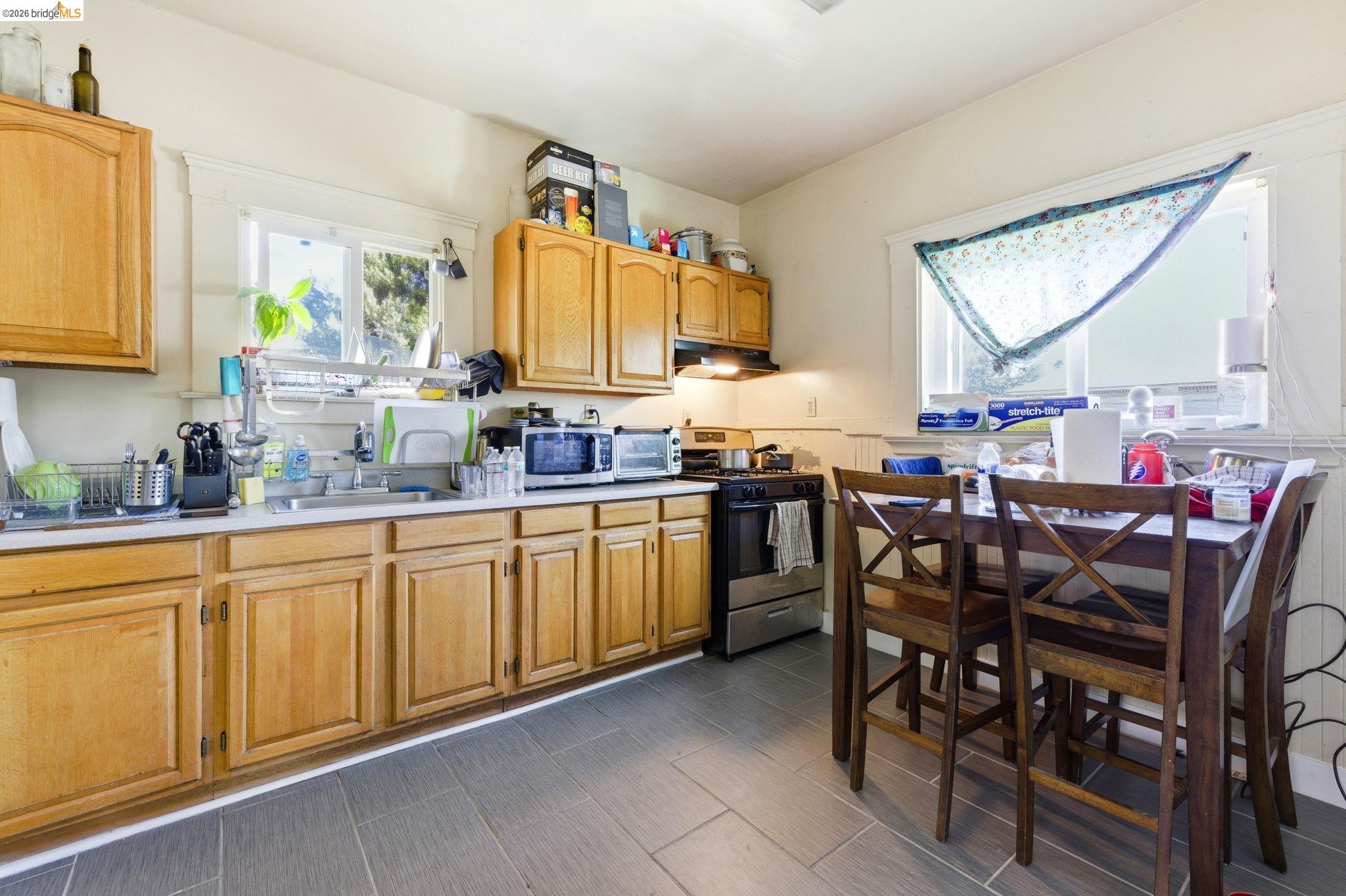 1102 10th Street Oakland, CA 94607 - Photo 14 of 22