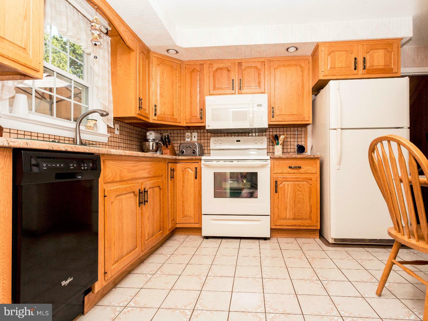 315 Tasker Street Ridley Park, PA 19078 - Photo 14 of 25 Kitchen