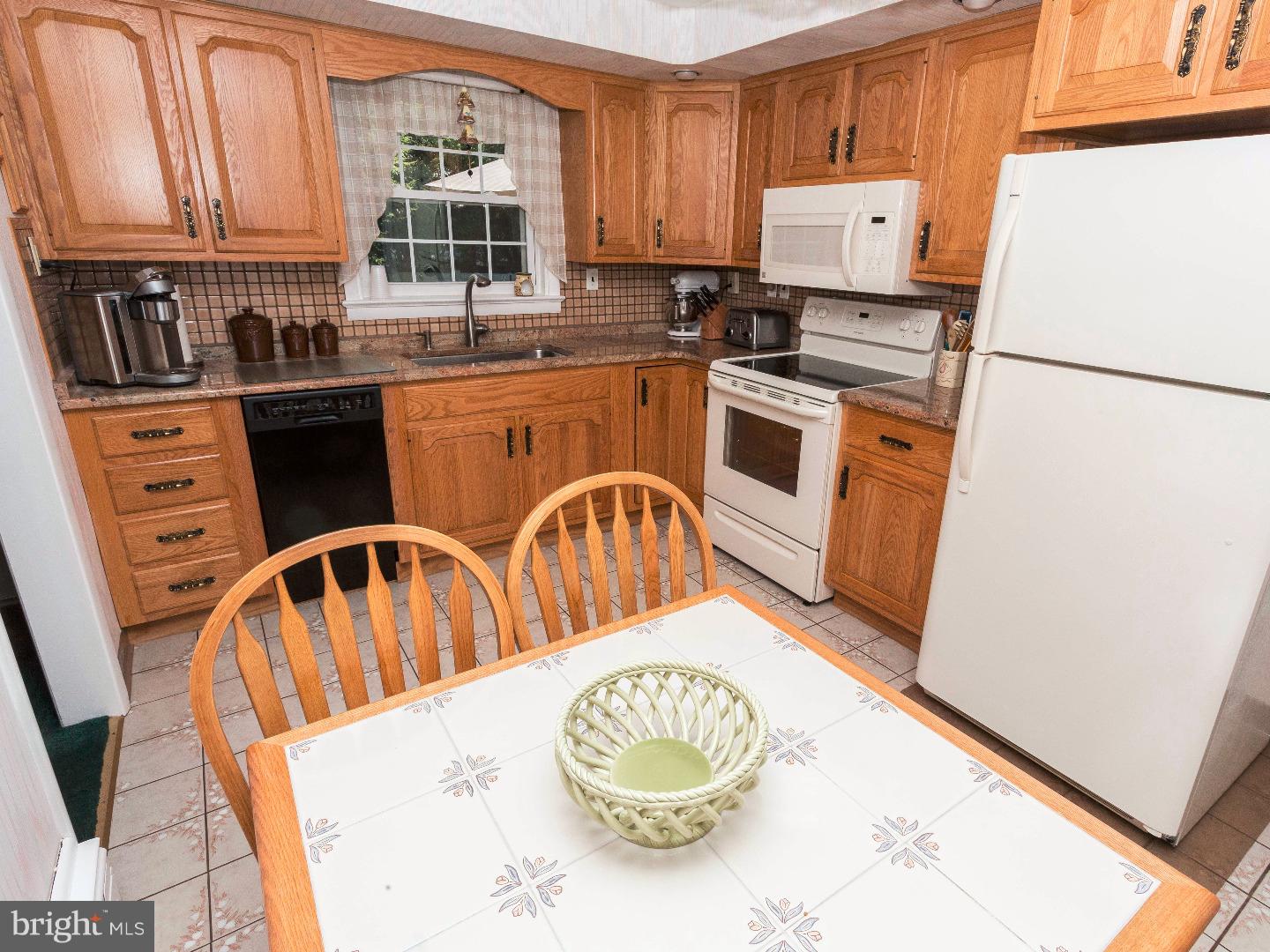315 Tasker Street Ridley Park, PA 19078 - Photo 15 of 25 Kitchen