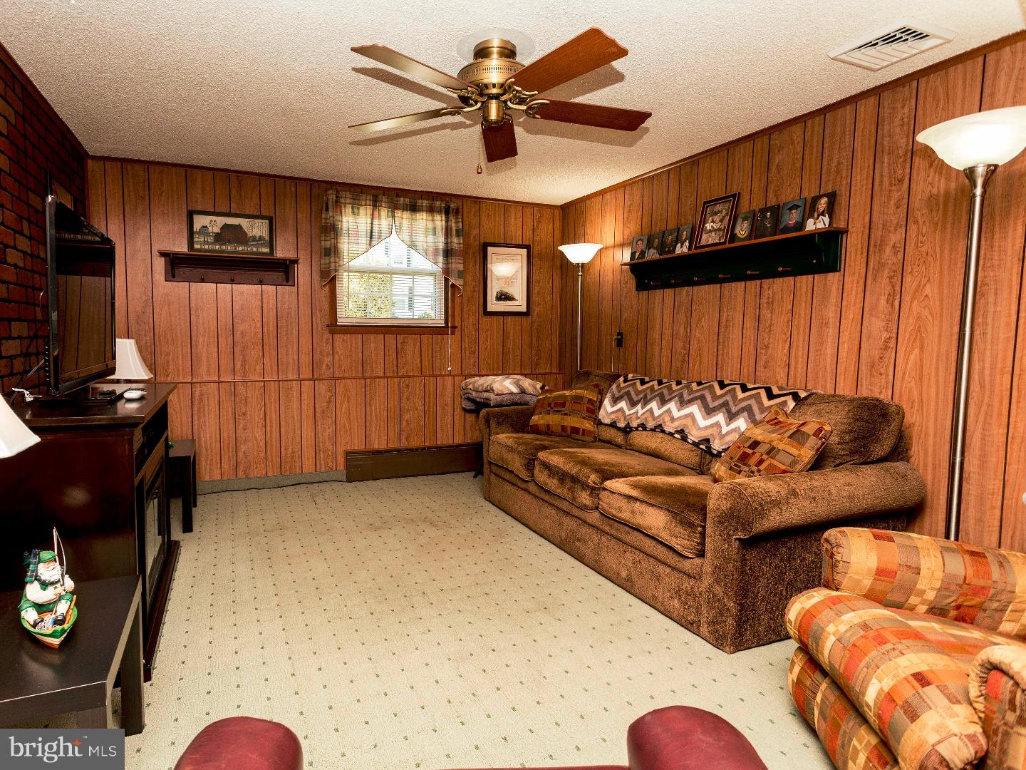 315 Tasker Street Ridley Park, PA 19078 - Photo 17 of 25 Family Room