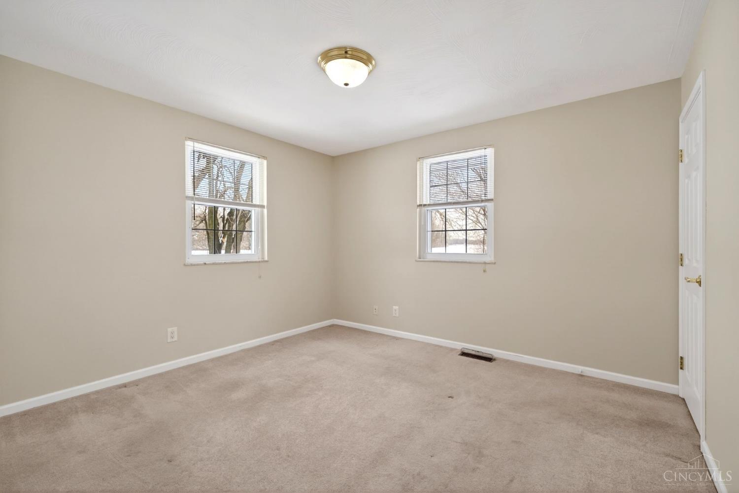 401 Chamberlain Road Carlisle, OH 45005 - Photo 18 of 28 Gallery Image 18