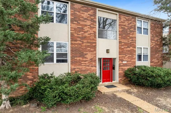 $525,000 | 10031 Willdan Drive, St. Louis, MO 63123