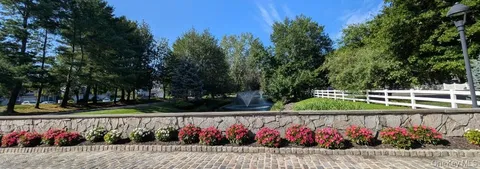 $829,000 | 55 Lakebridge Drive South, Kings Park, NY 11754