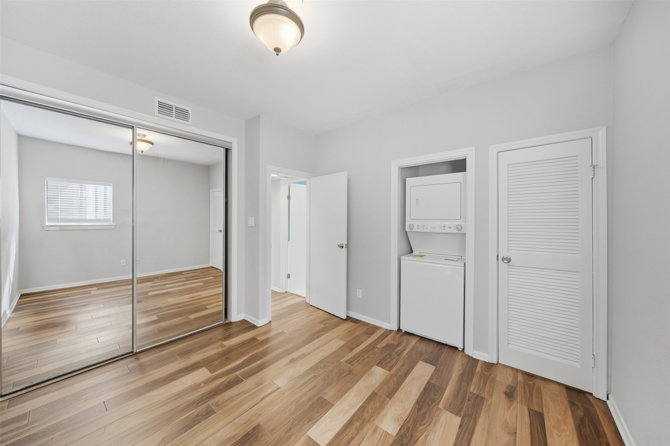 793 Davis Road, Unit 116 League City, TX 77573 - Photo 27 of 31 a view of empty room