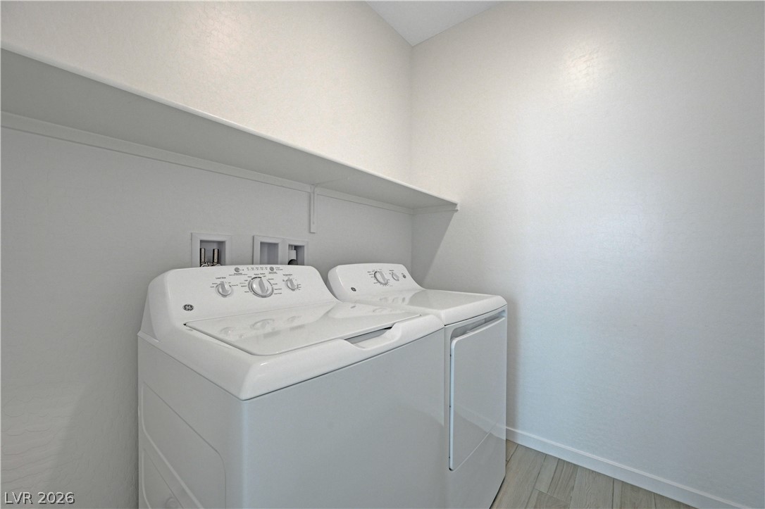 19 Strada Barbera Henderson, NV 89011 - Photo 38 of 53 Upstairs laundry