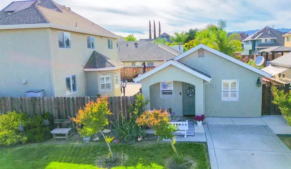 $870,000 | 1011 Taft Court, Winters, CA 95694