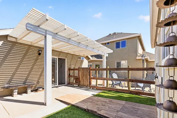 $870,000 | 1011 Taft Court, Winters, CA 95694