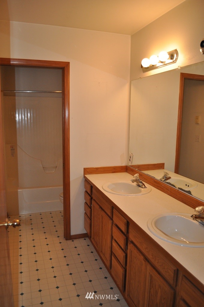 4218 East Harbor Road Freeland, WA 98249 - Photo 16 of 24