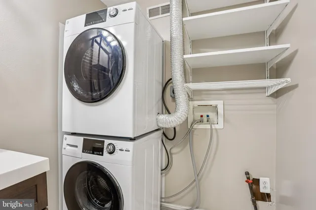 a car parked in front of a building