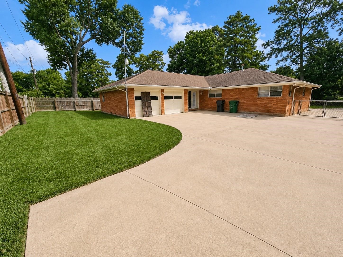 2126 Possum Creek Road Houston, TX 77017 - Photo 11 of 18 Gallery Image 11