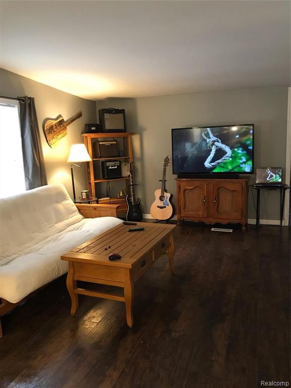 2633 West Bliss Road Caro, MI 48723 - Photo 4 of 12 Gallery Image 4