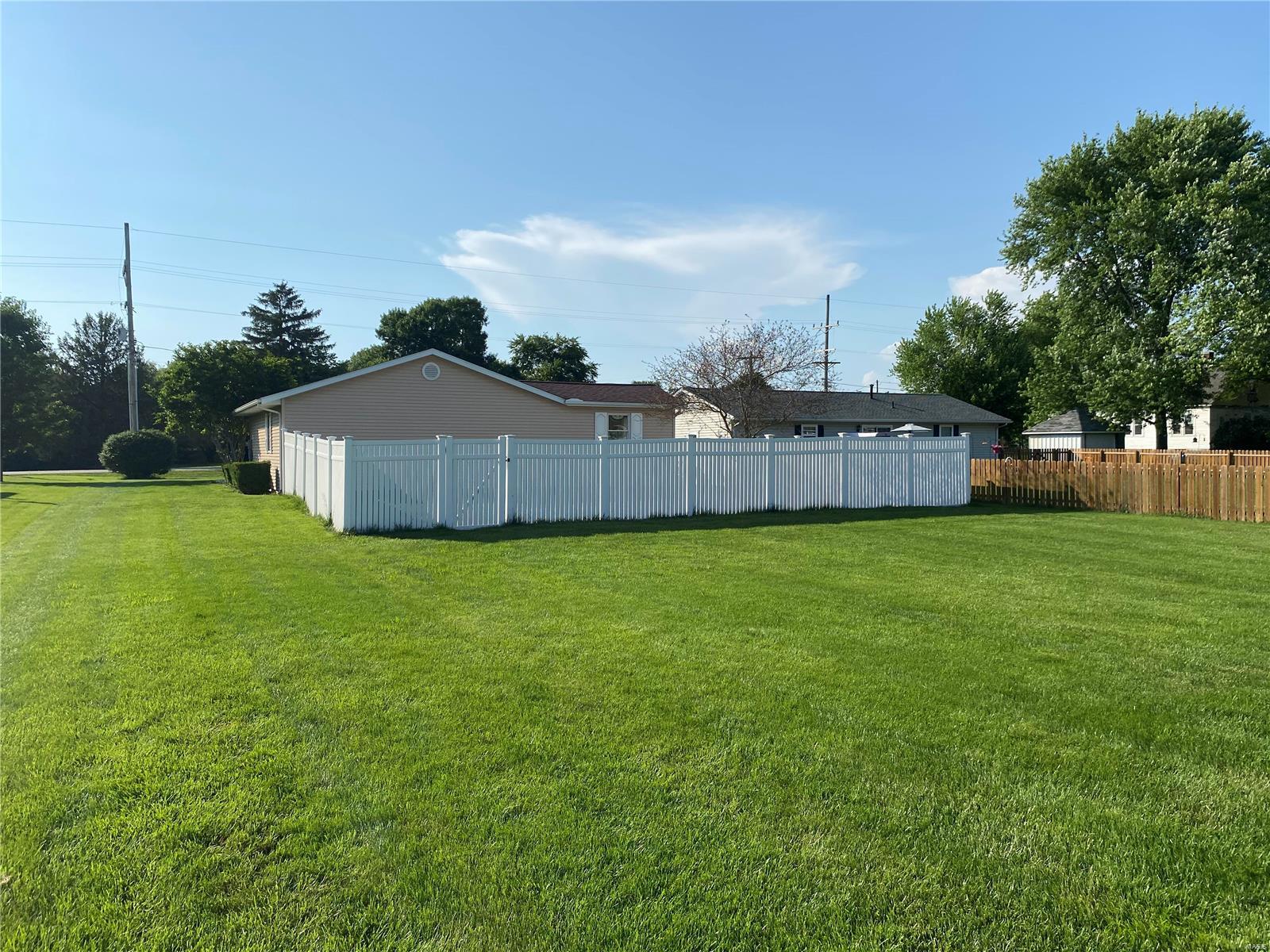 310 Old US Rte 66 Hamel, IL 62046 - Photo 4 of 61 Gallery Image 4