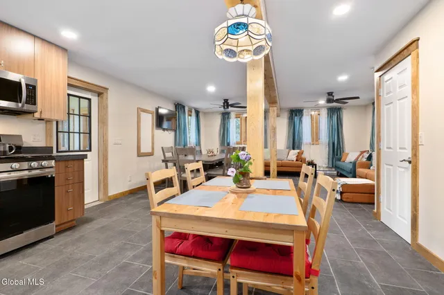 $499,000 | 106 Earles Lane, Gilboa, NY 12076