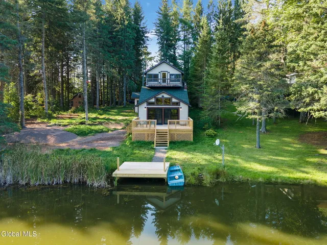 $479,000 | 106 Earles Lane, Gilboa, NY 12076