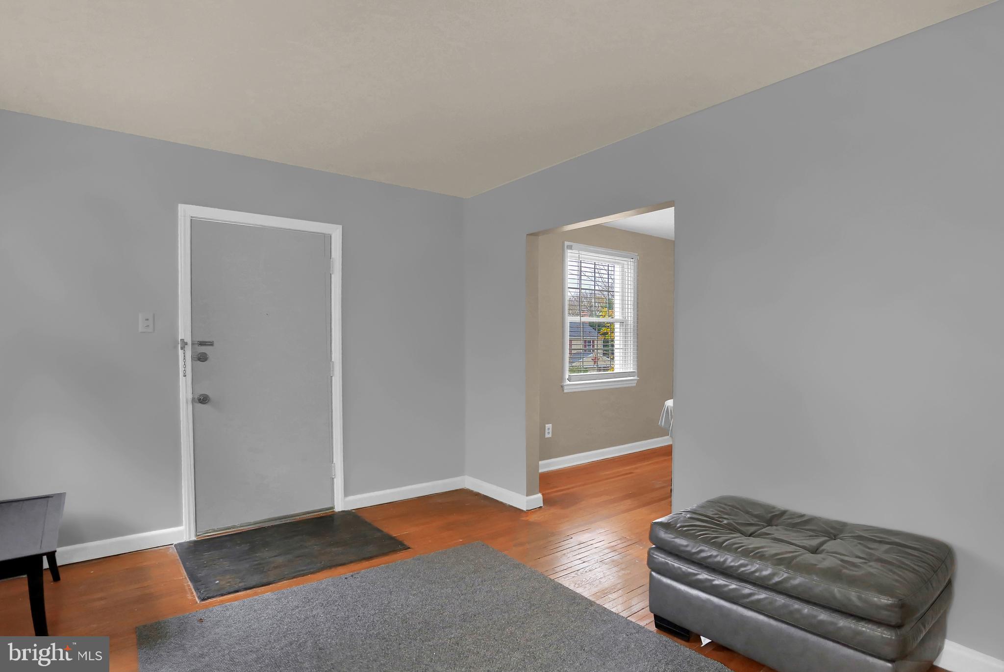 1109 Fairview Road Hagerstown, MD 21742 - Photo 4 of 16 Gallery Image 4
