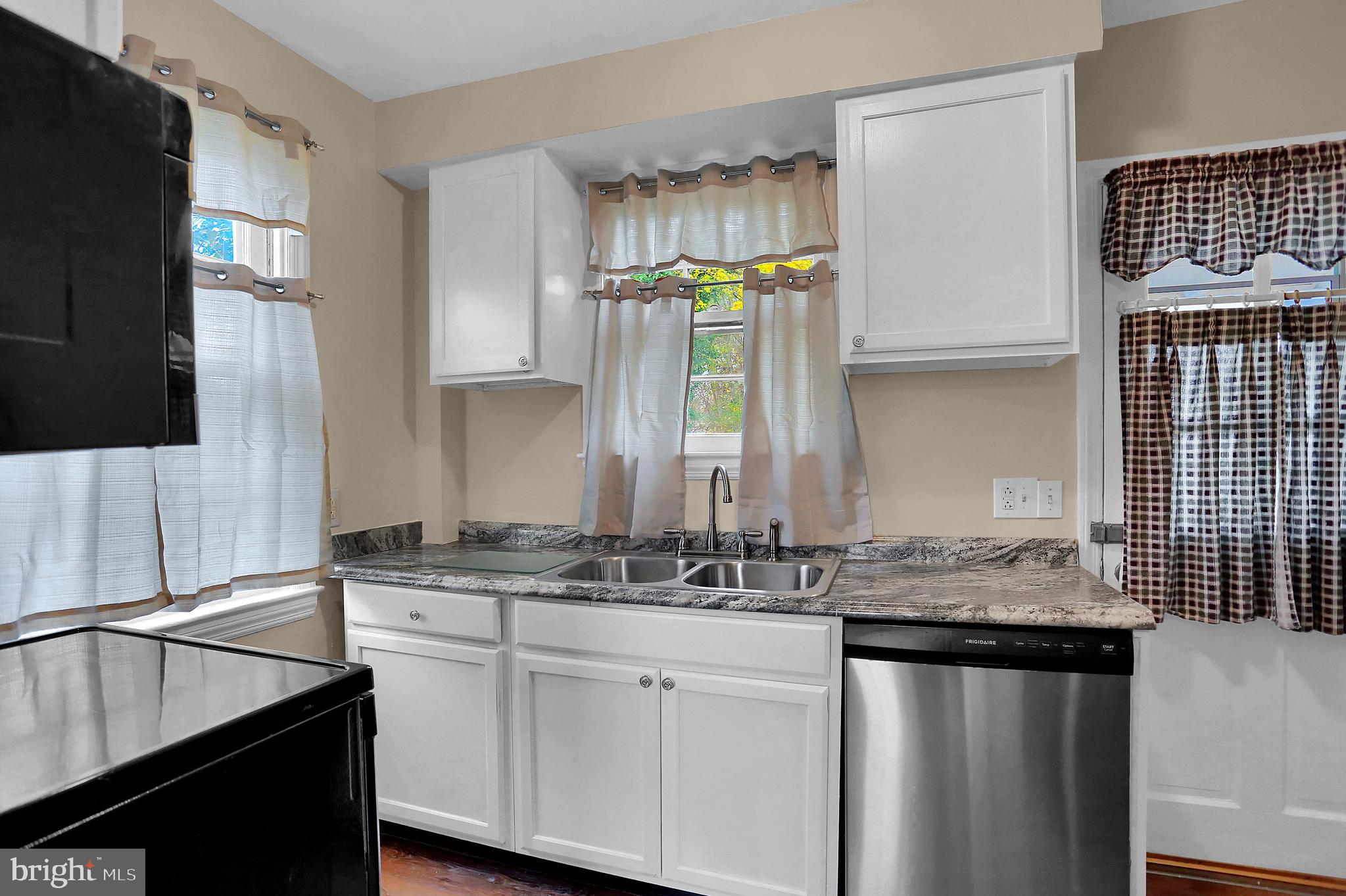 1109 Fairview Road Hagerstown, MD 21742 - Photo 6 of 16 Gallery Image 6