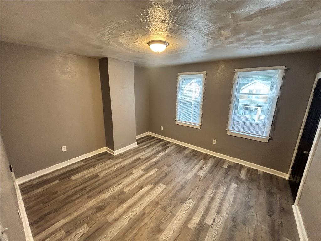 327 Mathews Avenue Pittsburgh, PA 15210 - Photo 9 of 17