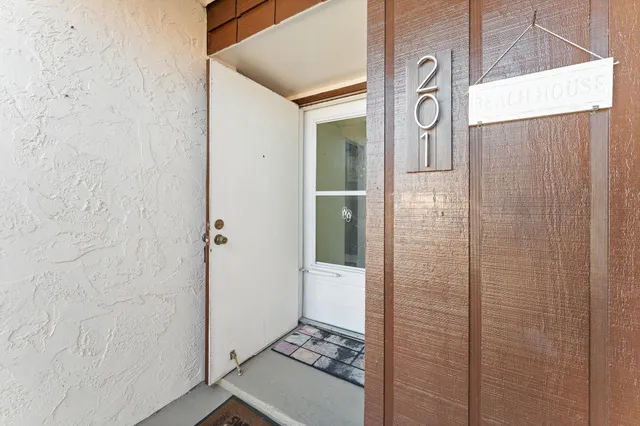 $179,000 | 6531 Southeast Federal Highway, Unit S201, Stuart, FL 34997