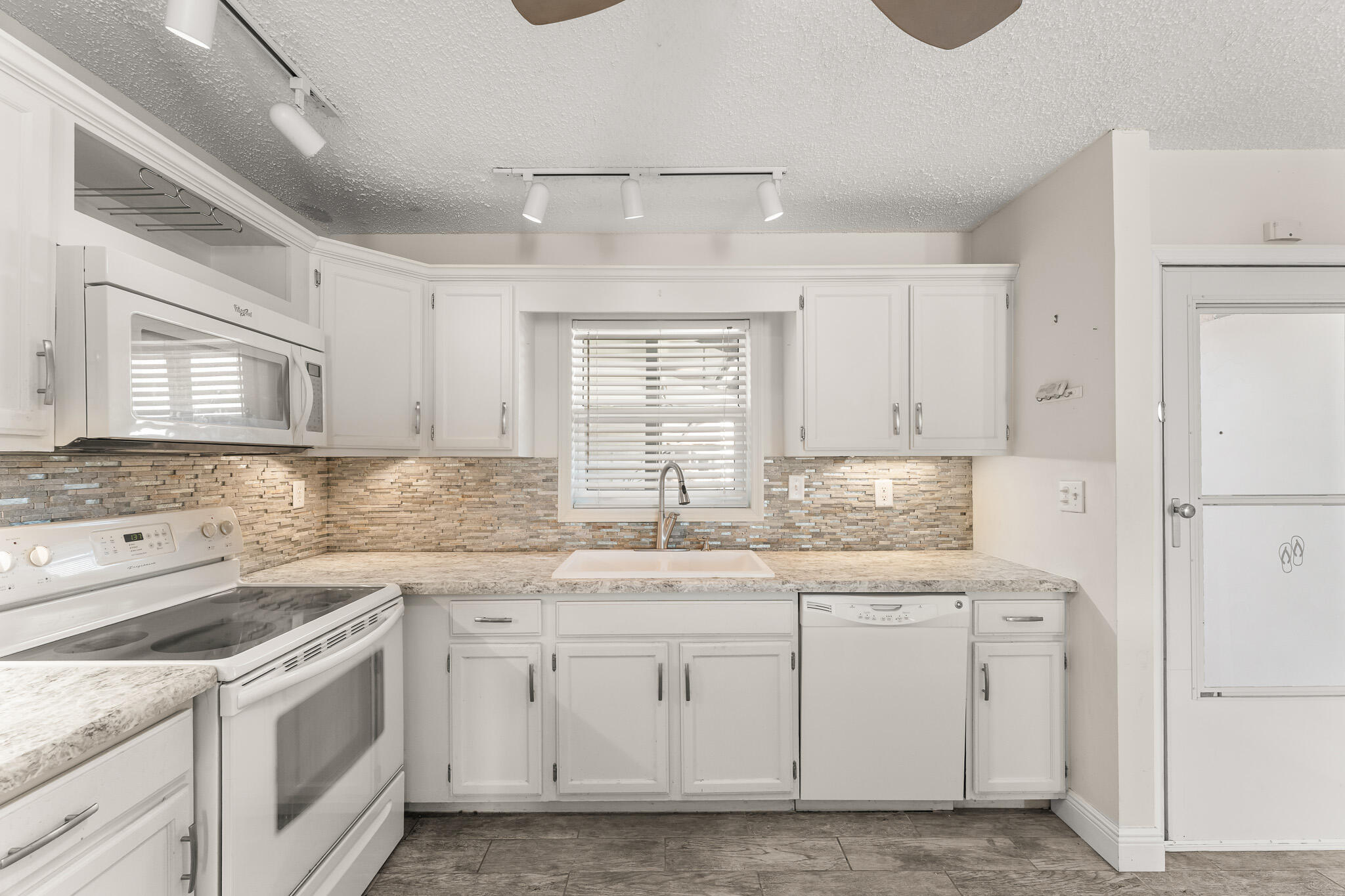 6531 Southeast Federal Highway, Unit S201 Stuart, FL 34997 - Photo 13 of 36 File.8