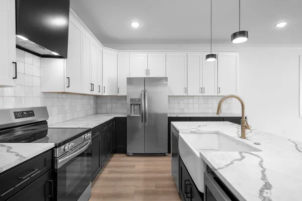 $5,000 | 206 A Perlen Drive, Unit A, Nashville, TN 37206