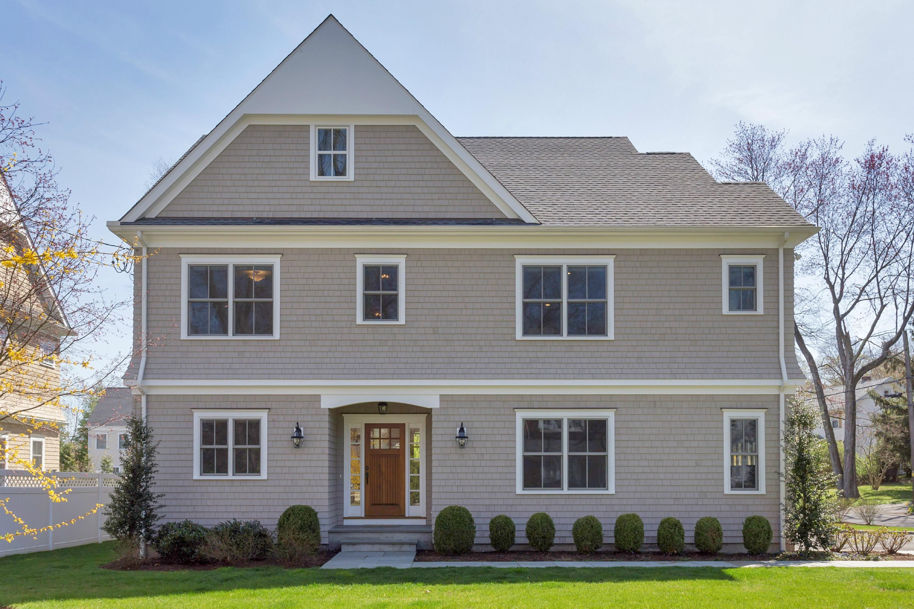31 Edgewood Road Darien, CT 06820 - Photo 20 of 25 a front view of a house