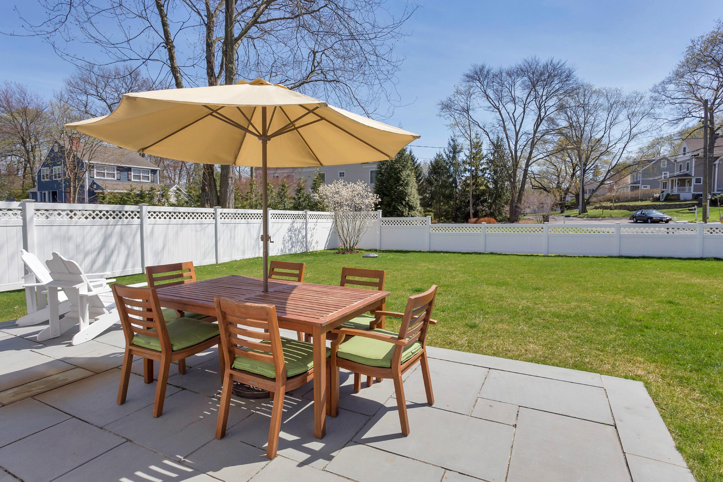 31 Edgewood Road Darien, CT 06820 - Photo 22 of 25 a view of yard with seating space