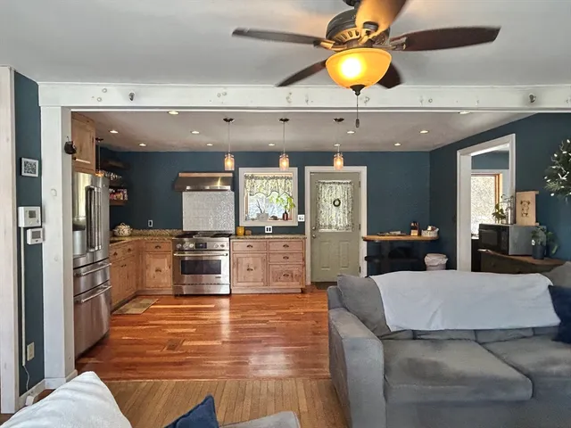 $324,900 | 552 Dwight Road, Springfield, MA 01108