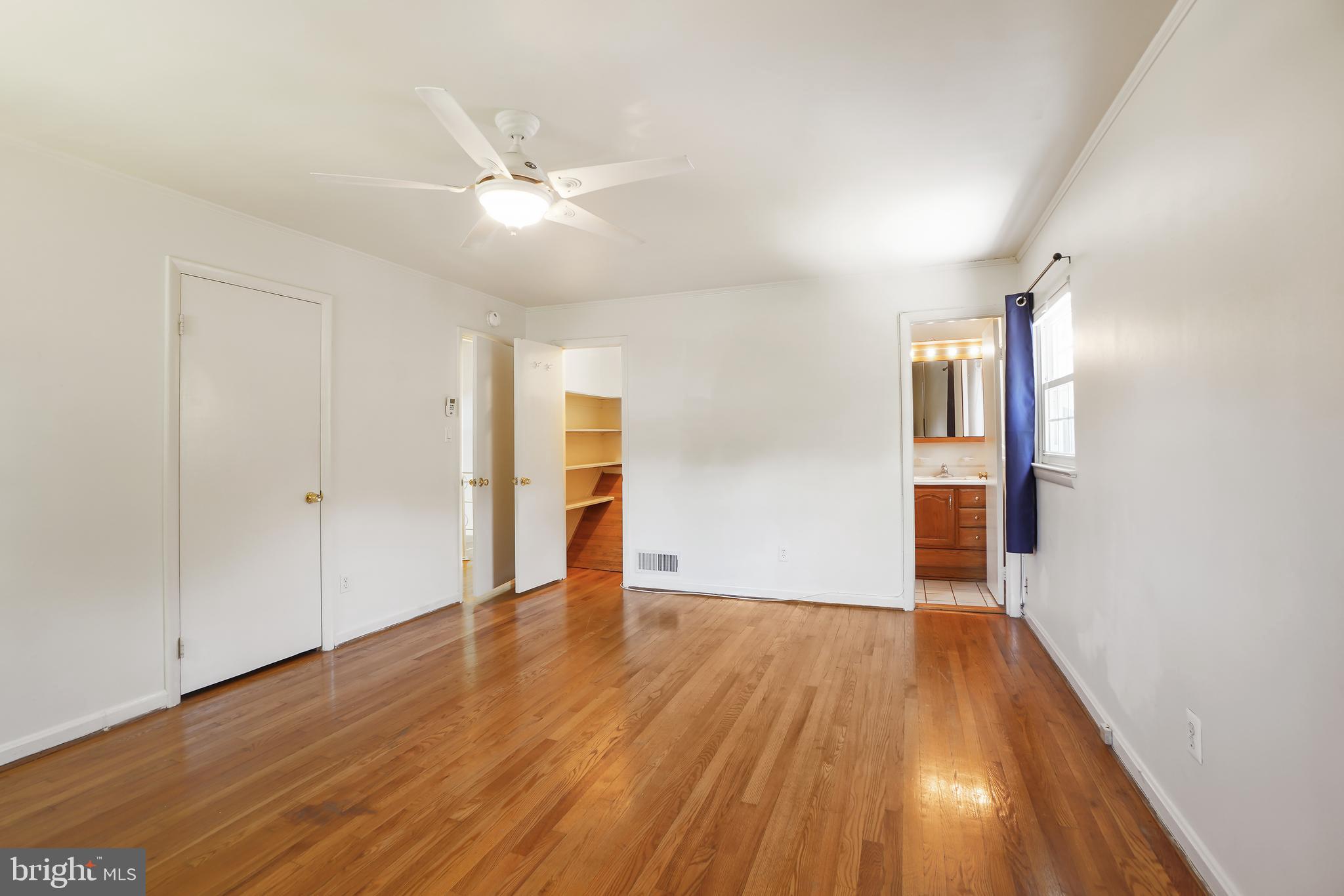 6501 Greentree Road Bethesda, MD 20817 - Photo 15 of 30 Primary Bedroom with FB