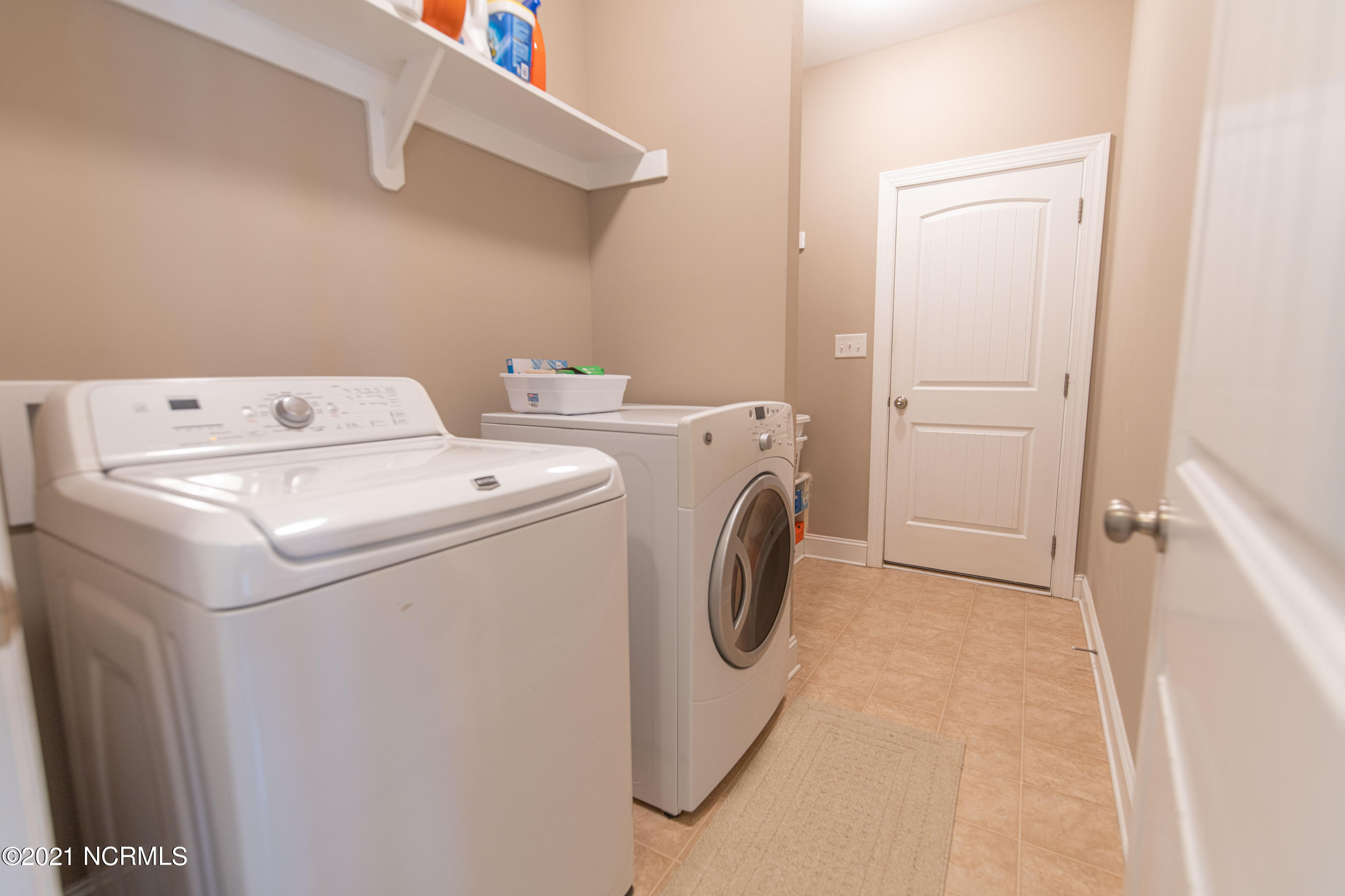 303 Catamaran Road Swansboro, NC 28584 - Photo 12 of 23 untitled-03787