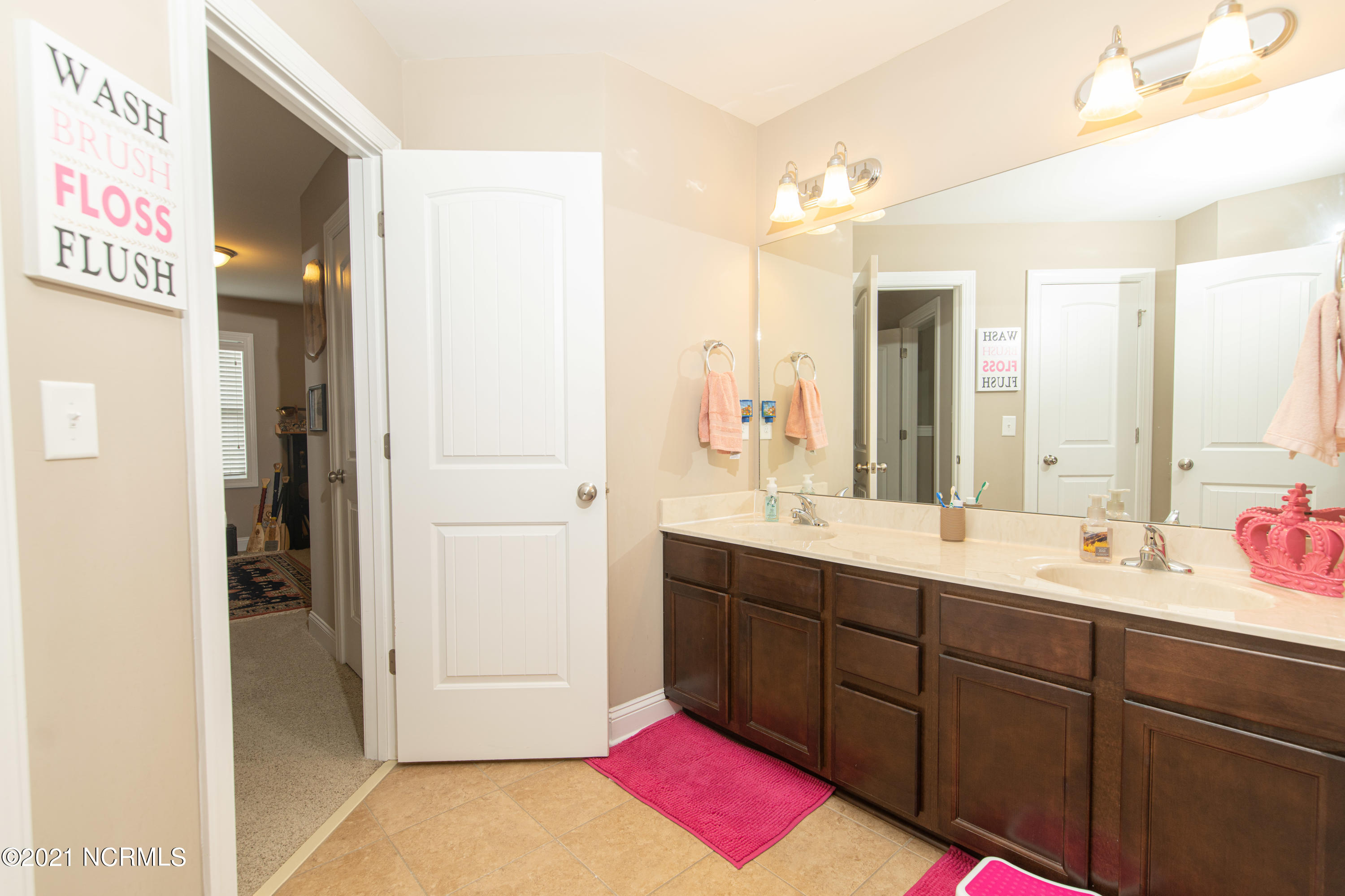 303 Catamaran Road Swansboro, NC 28584 - Photo 15 of 23 untitled-03739