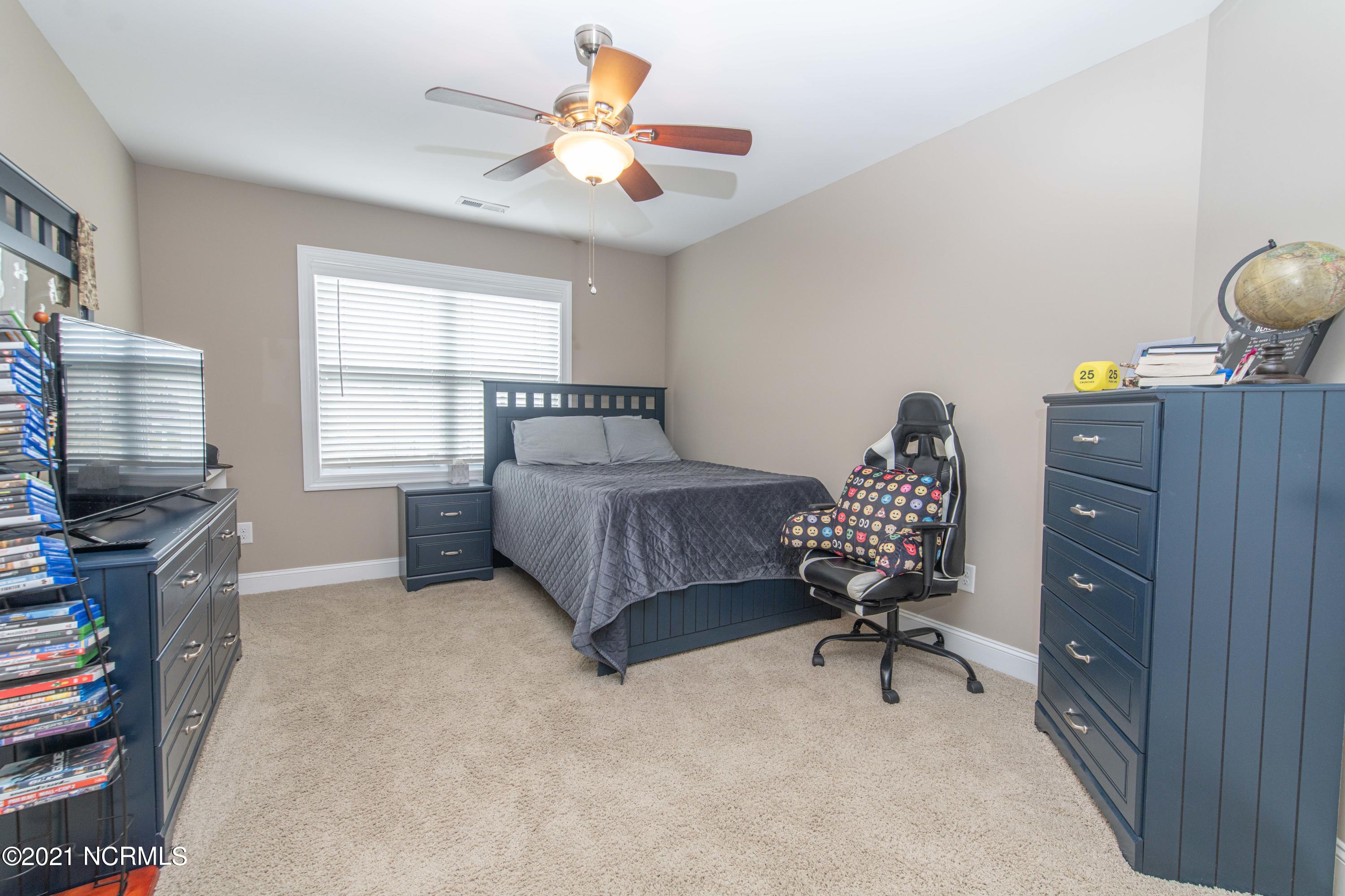 303 Catamaran Road Swansboro, NC 28584 - Photo 18 of 23 untitled-03749