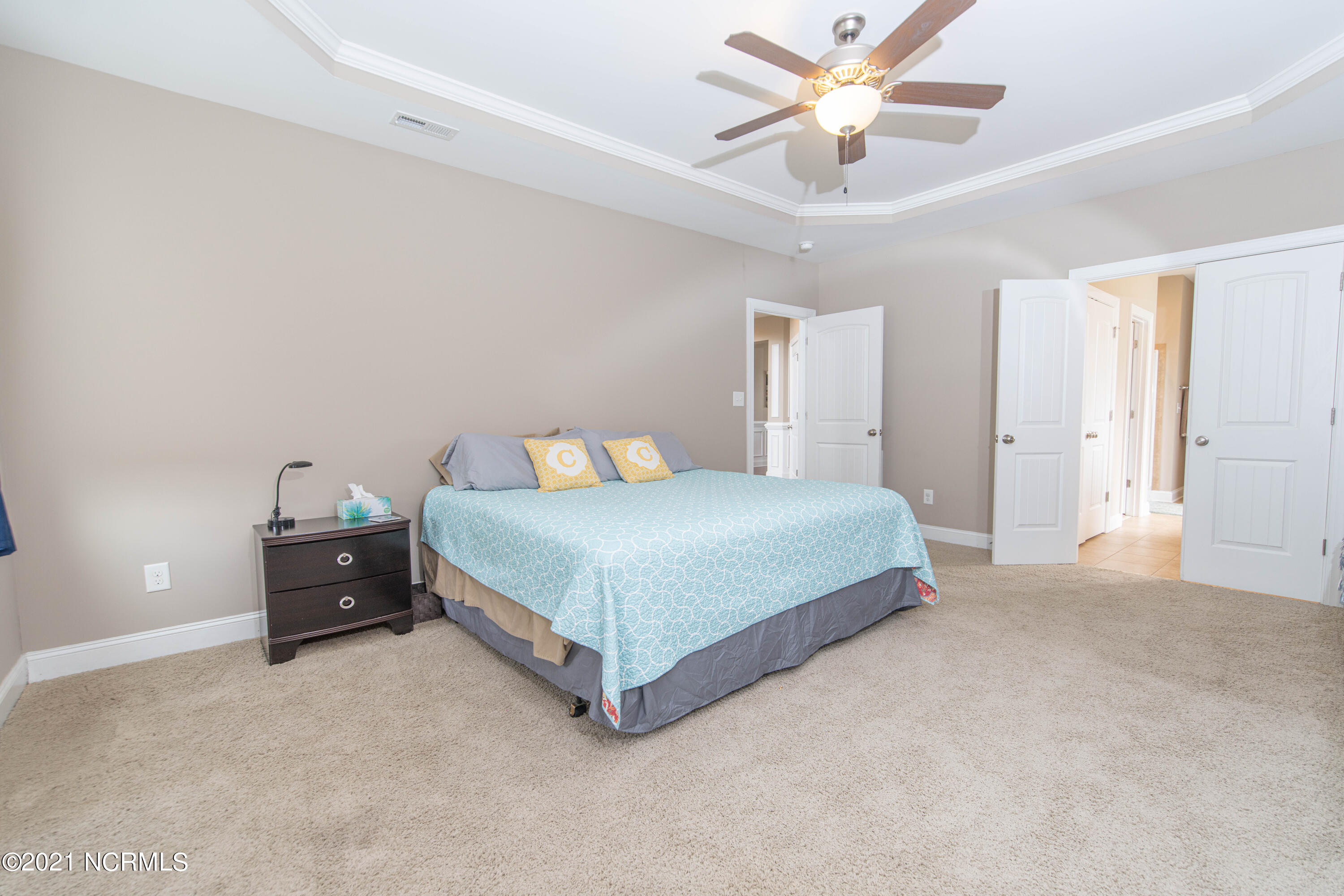303 Catamaran Road Swansboro, NC 28584 - Photo 8 of 23 untitled-03798