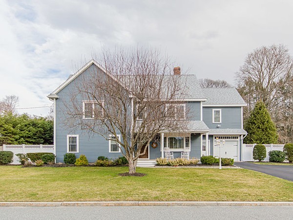 4 Wellington Road Winchester, MA 01890 - Photo 1 of 28 Gallery Image 1