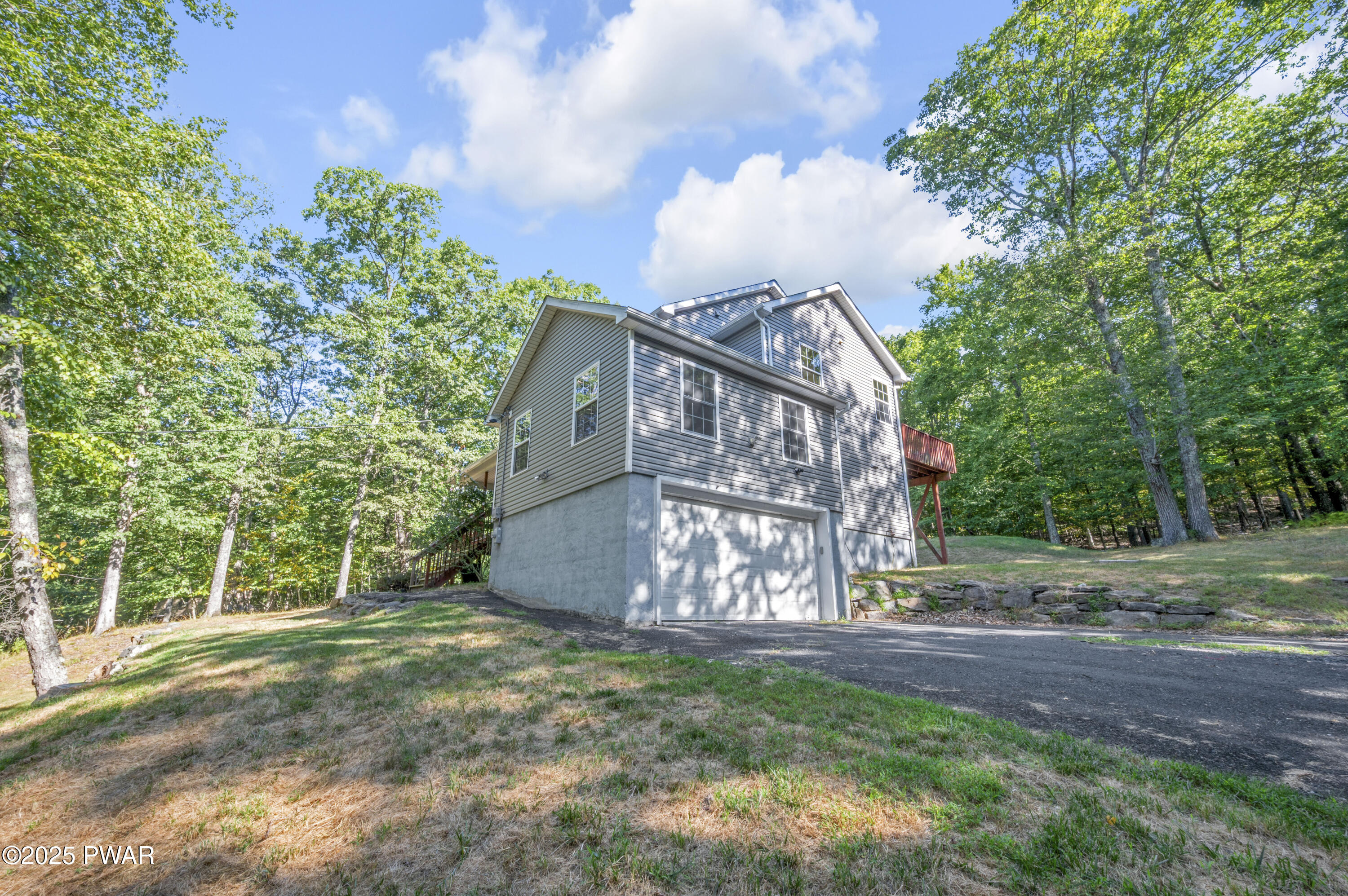 2117 Owl Pass Road Bushkill, PA 18324 - Photo 40 of 43
