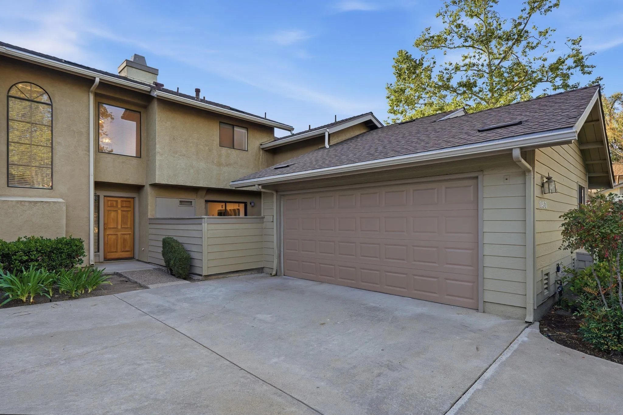 10450 Ridgewater Lane San Diego, CA 92131 - Photo 40 of 47 a view of a car garage