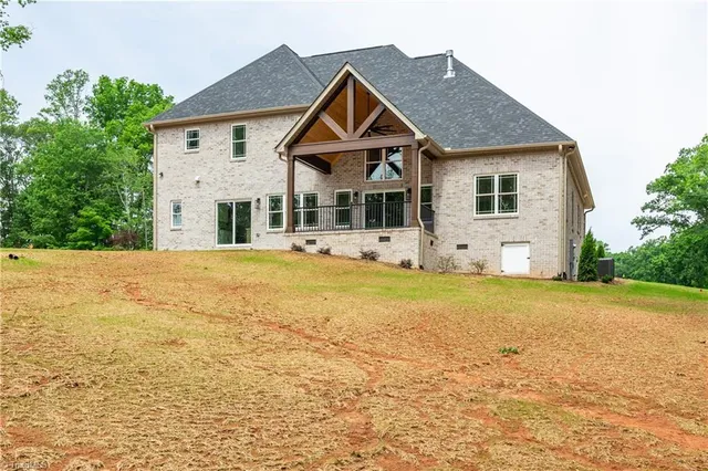 7112 Woodfield Heights Drive, Stokesdale, NC 27357