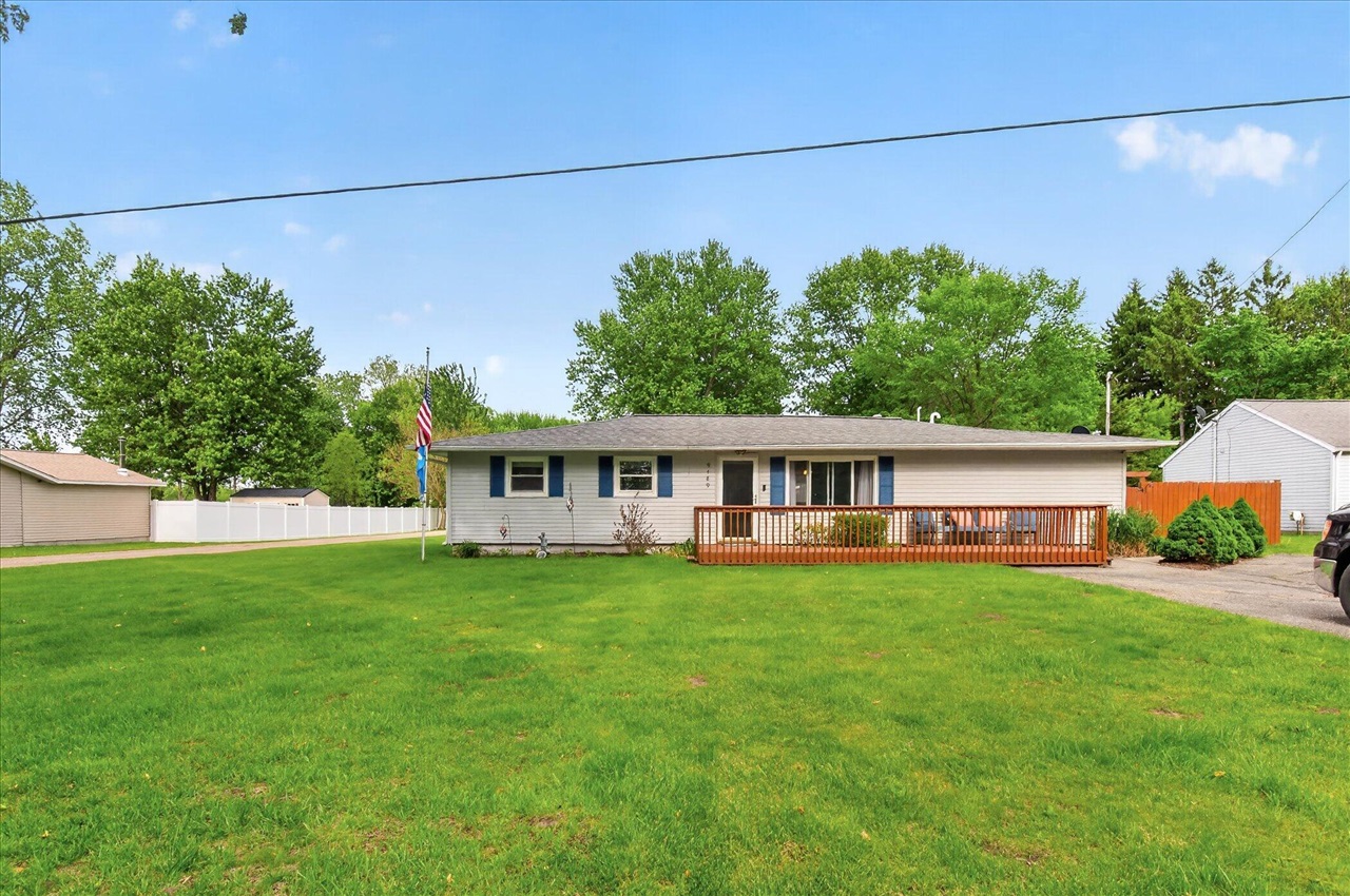 9489 Hyde Road Clarklake, MI 49234 - Photo 5 of 48