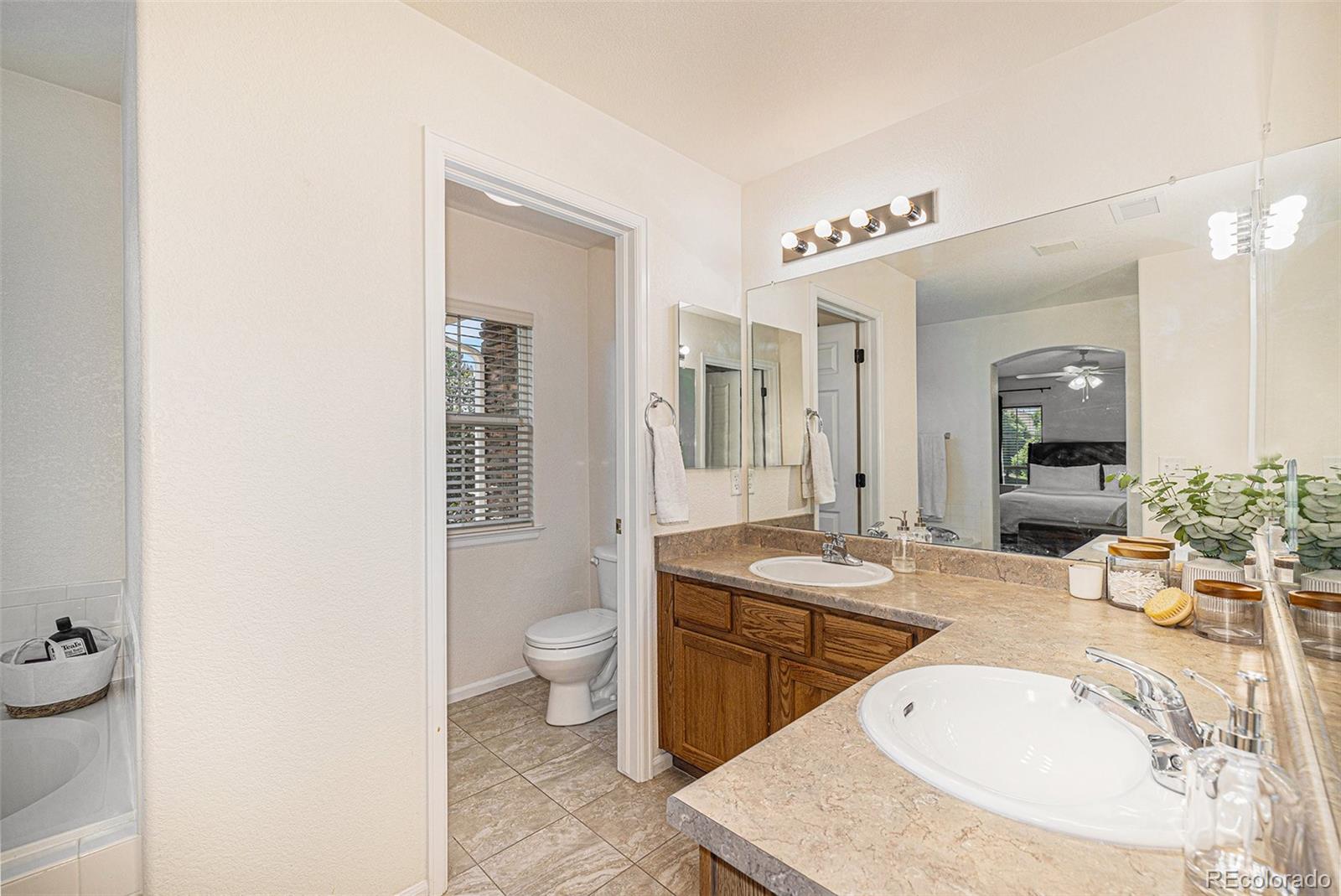 192 Whitehaven Circle Highlands Ranch, CO 80129 - Photo 16 of 30 Gallery Image 16