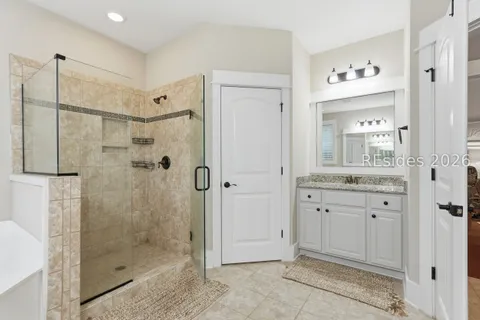 $949,900 | 8 Dove Tree Lane, Bluffton, SC 29910