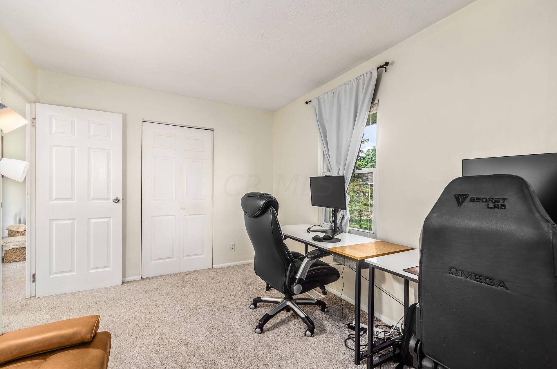 282 Lincolnshire Road Gahanna, OH 43230 - Photo 15 of 42 018_6e967_D Licolnshire Rd049