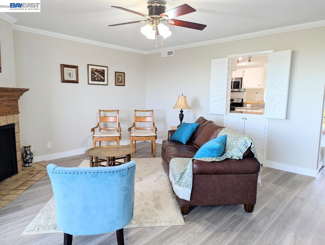 19100 Crest Avenue, Unit 23 Castro Valley, CA 94546 - Photo 11 of 35